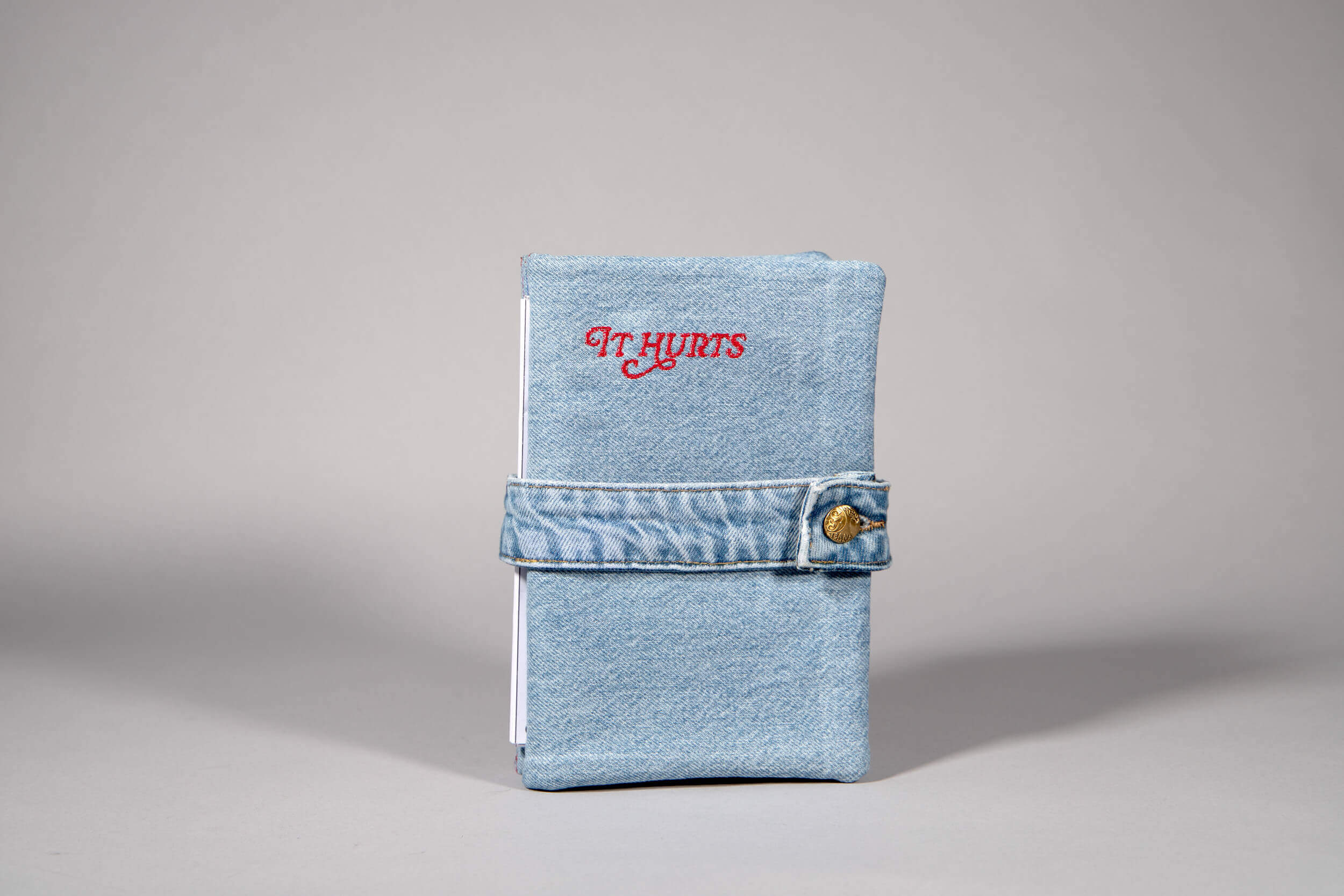 it-hurts-both-ways-01